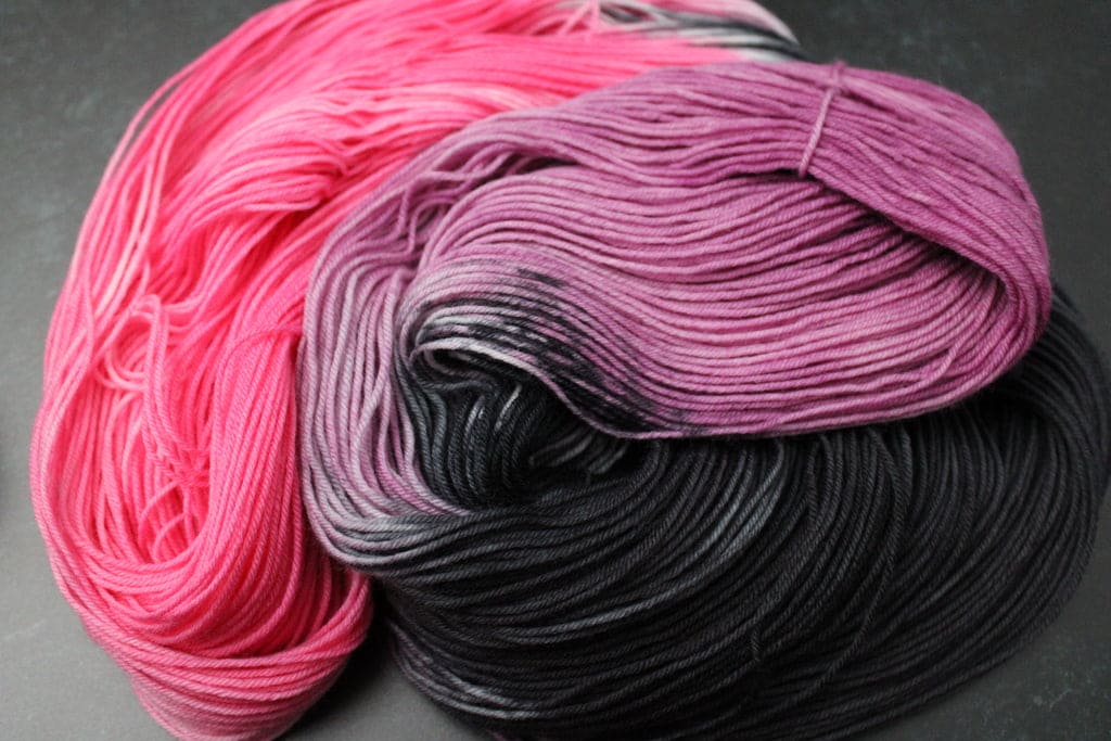Gwen Stacy (Spider-Gwen) Sock Set